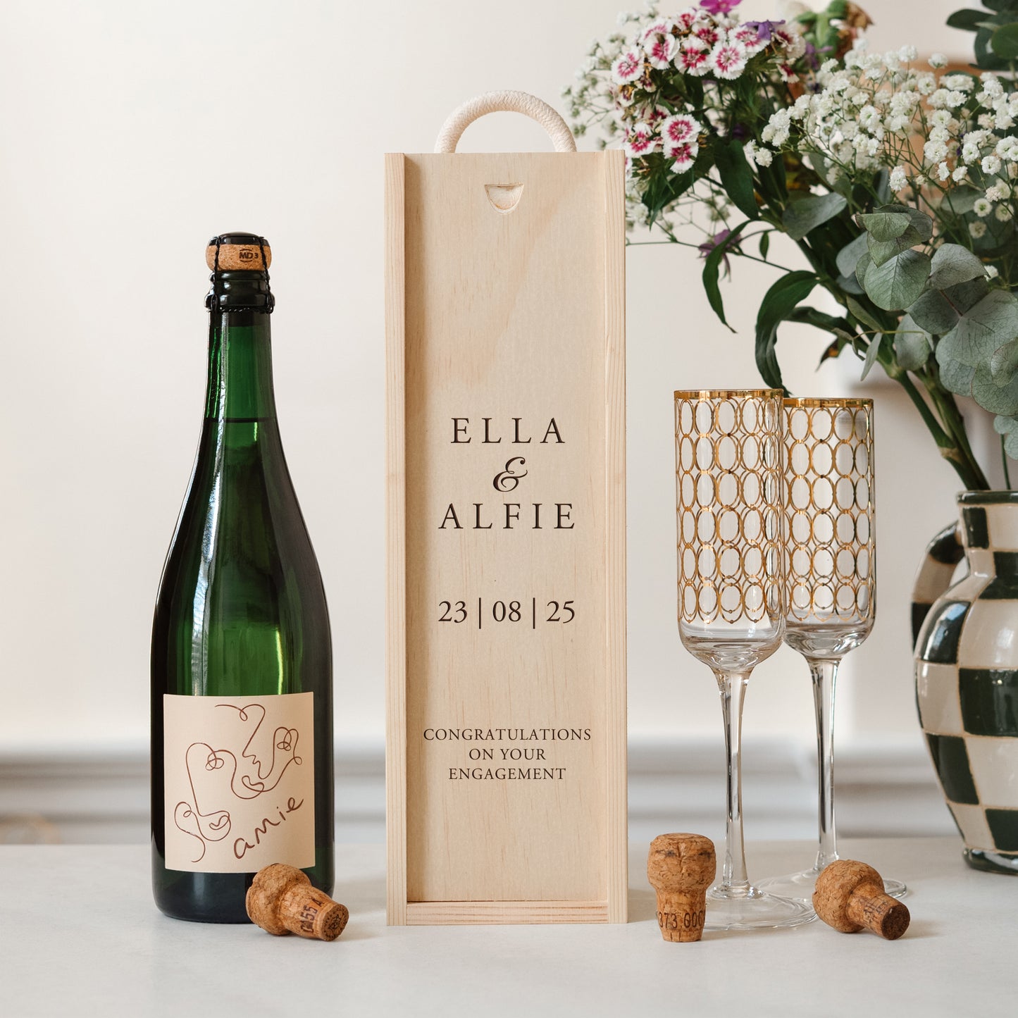 Amie Crémant Engagement/Wedding Gift Box