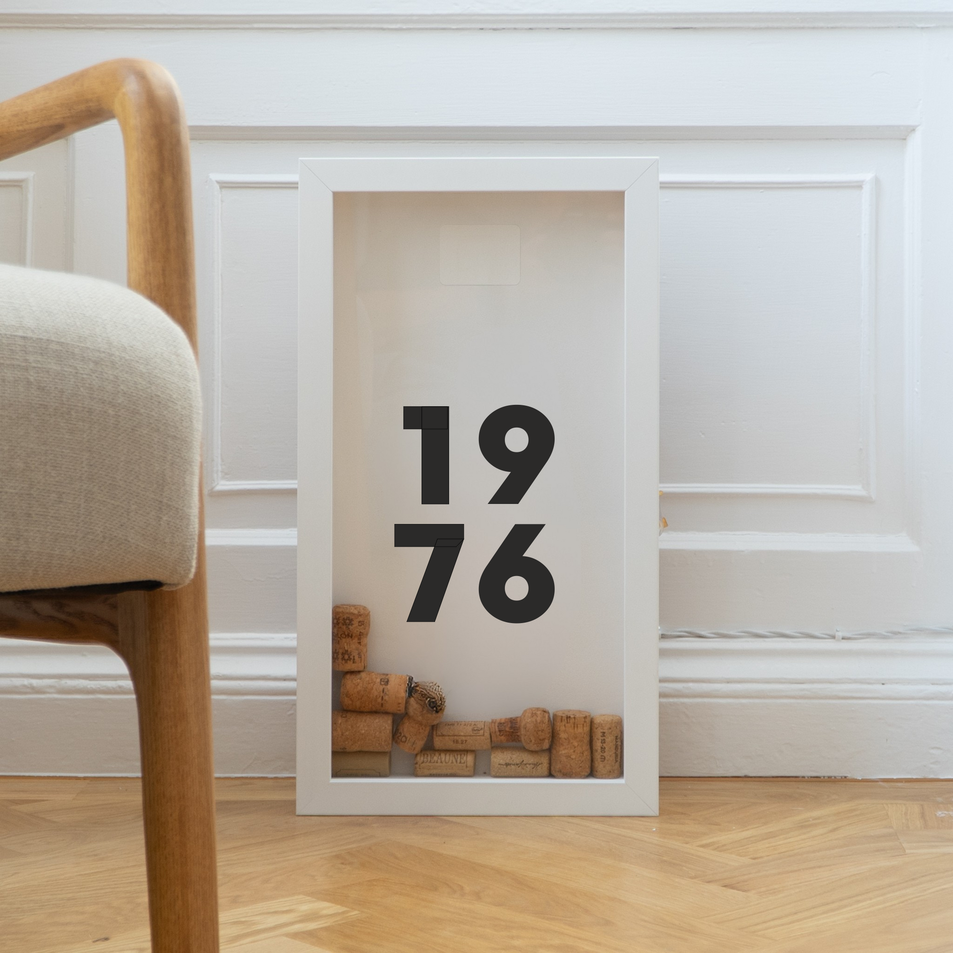Milestone Year Vertical Cork Frame - Stag Design