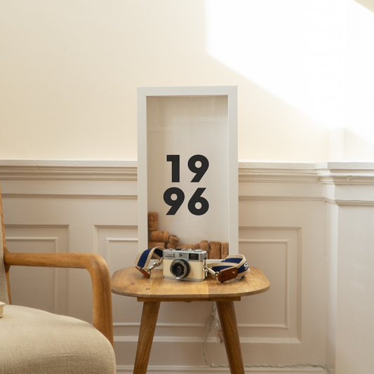Milestone Year Vertical Cork Frame - Stag Design