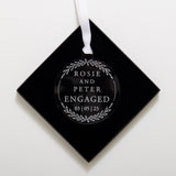 Engagement bottle gift decoration