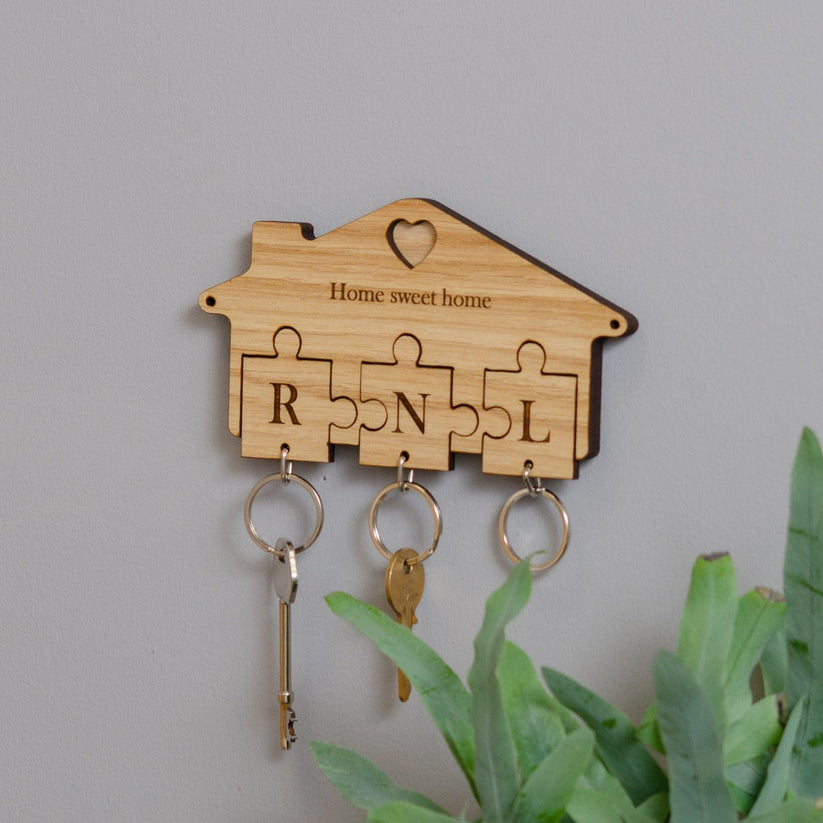 Personalised jigsaw key ring holder – Stag Design